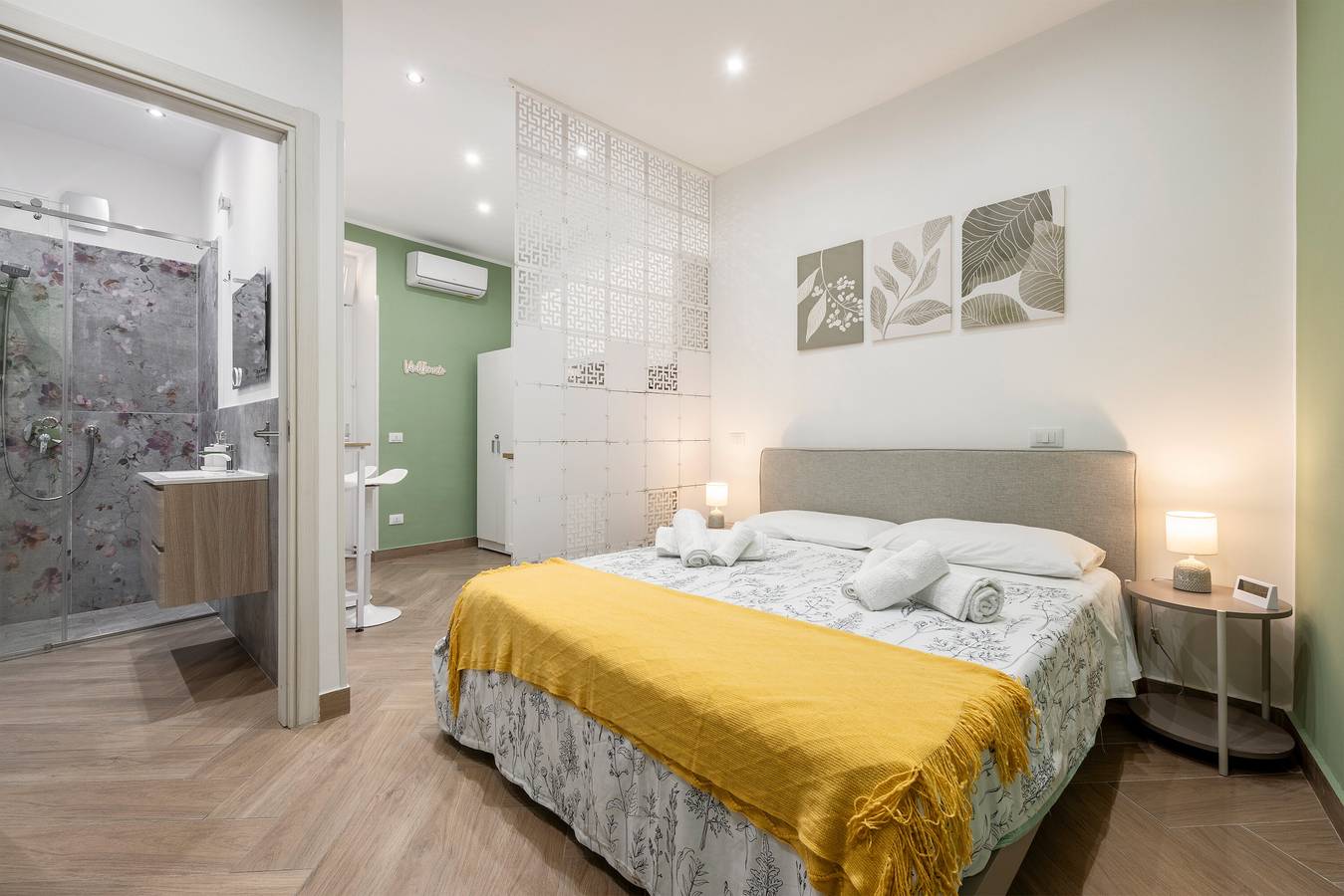 Entire studio, Studio 'Verde Incanto' with Wi-Fi and Air Conditioning in Palermo, Palermo Province