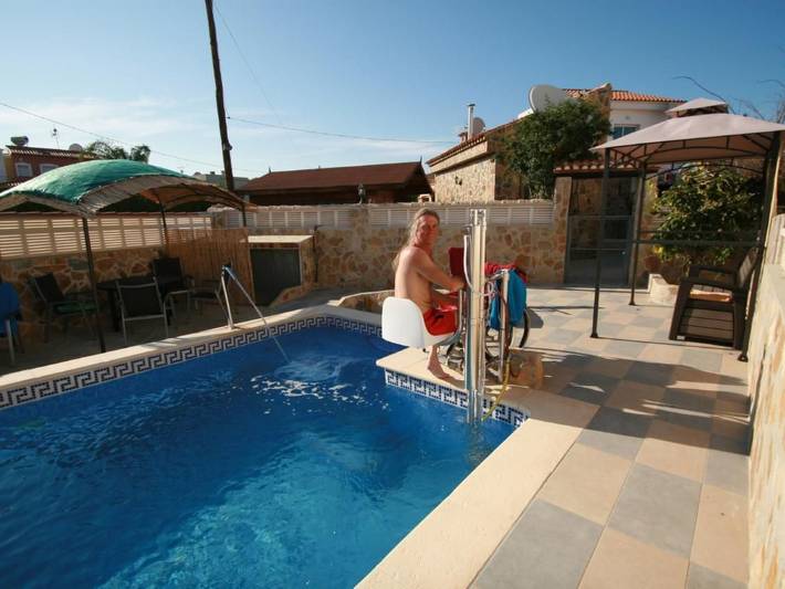 Chalet para 4 personas, con jardín además de piscina y jacuzzi en Marina Alta - 3