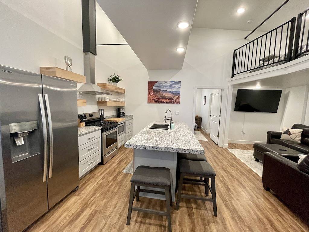 Ganze Wohnung, One block to Moab shops and restaurants closest condos to downtown in Moab, Arches-Nationalpark