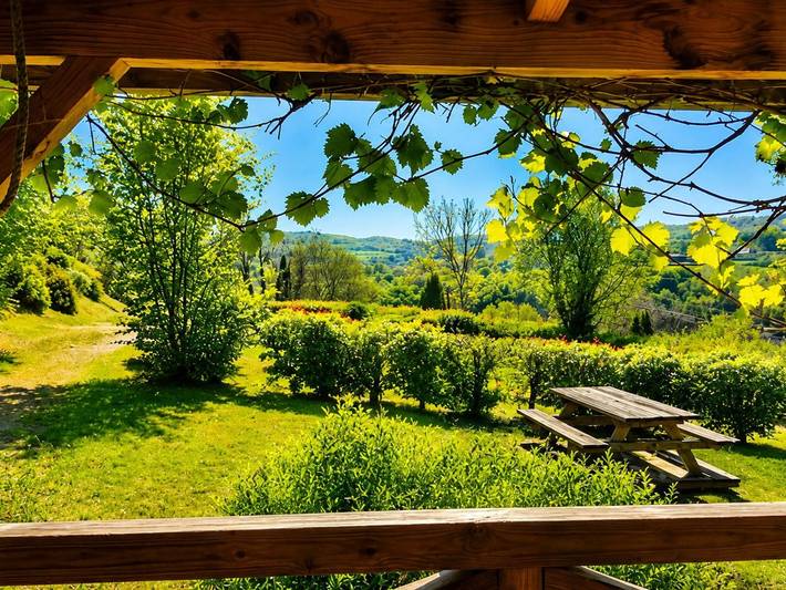 Holzchalet am Crescent See - 6-7 Pers., rustikaler Charme & moderner Komfort in Marigny-l'Église, Naturpark Morvan