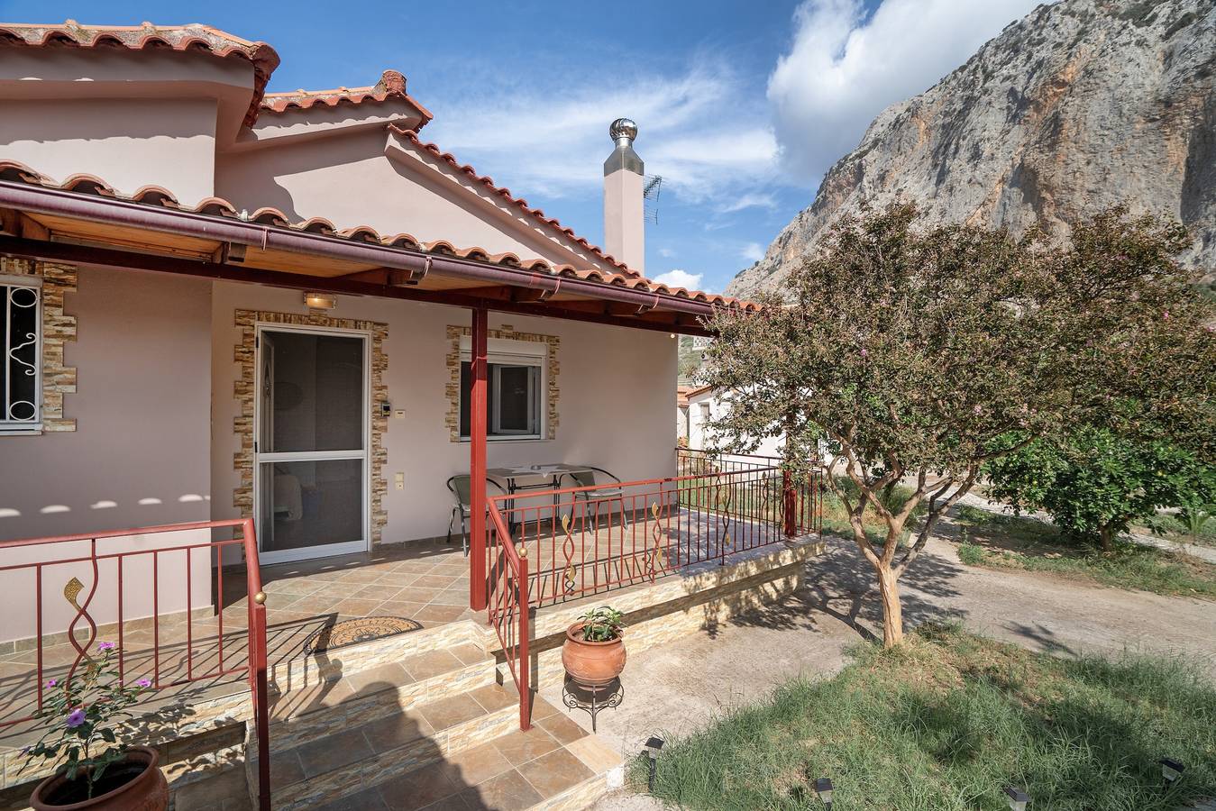 Landhaus 'Emis House Krioneri' mit Bergblick, Wlan und Klimaanlage in Golf von Patras