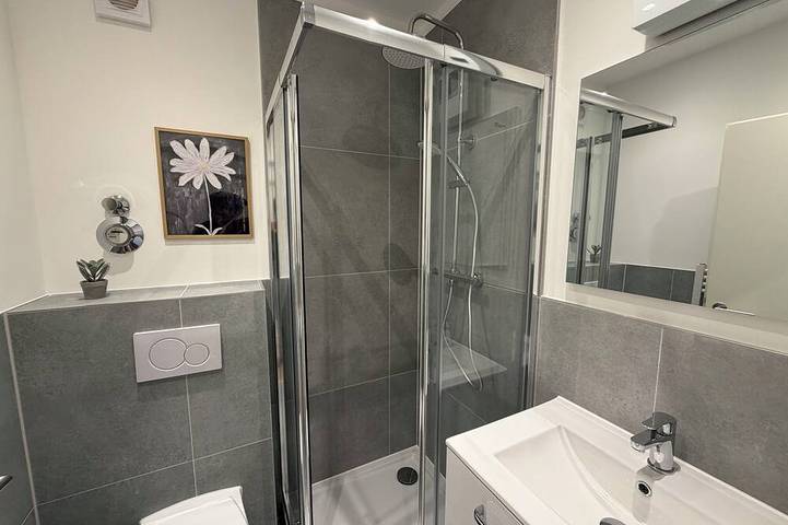 Ganze Wohnung, Balkon-Apartment | Seenähe | Klima | nah Bremen in Ganderkesee, Naturpark Wildeshauser Geest