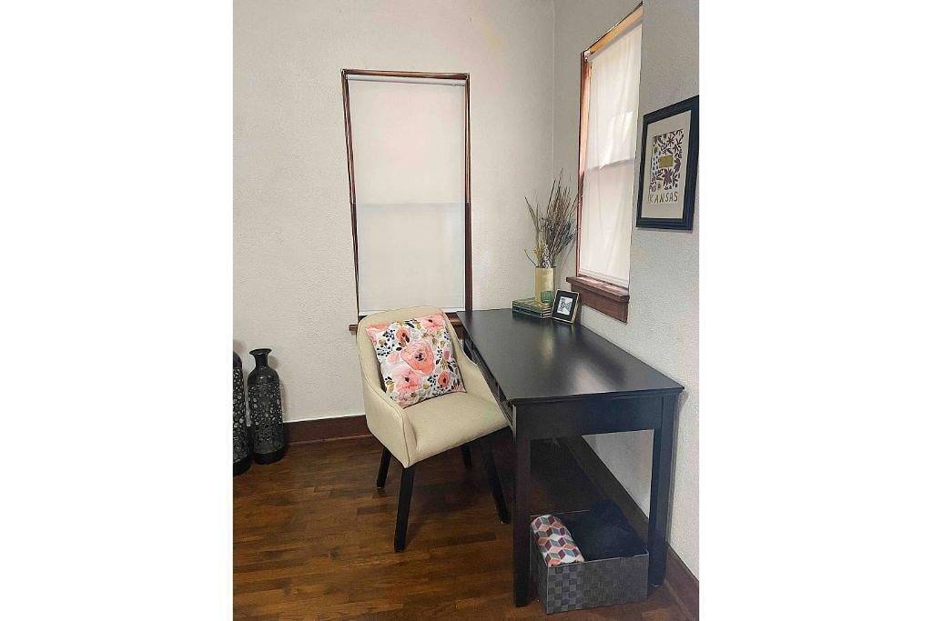 Riverside Home W/ Fenced yard + Weekly Discounts! in Wichita, Kansas