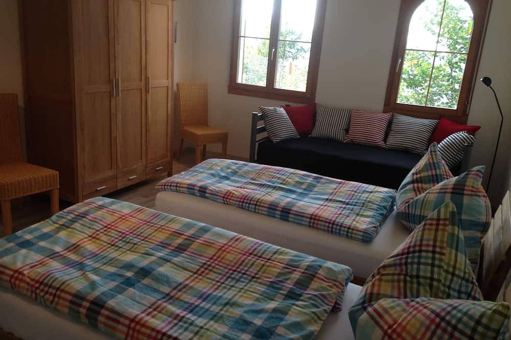 Ganze Wohnung, Ferienwohnung Vierwaldstättersee mit atemberaubender Aussicht und grossem Garten in Klewenalp-Stockhütte, Emmetten