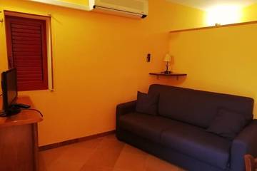 Cottage for 4 People in Valderice, Trapani Province, Photo 3