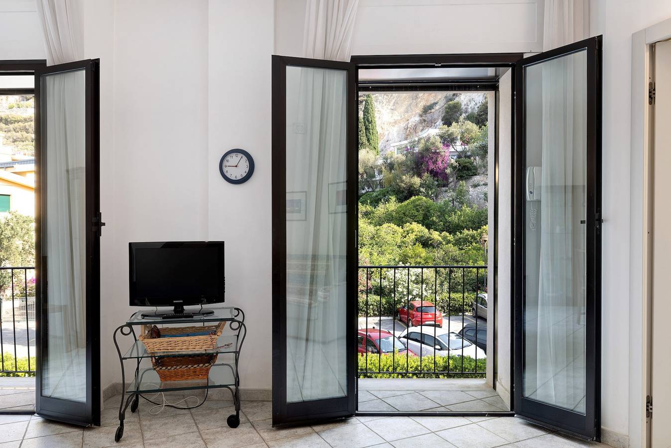 Apartamento entero, Apartamento "13 Mehari" que admite mascotas, con balcón y Wi-Fi in Varigotti, Finale Ligure Municipio