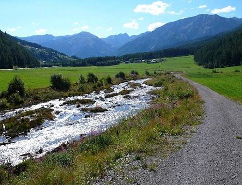 Appartement de vacances entier, Fuldera Daint Chasa Zanoli Ferienwohnung im zweiten Stock - Chasa Zanoli in Fuldera, Val Müstair