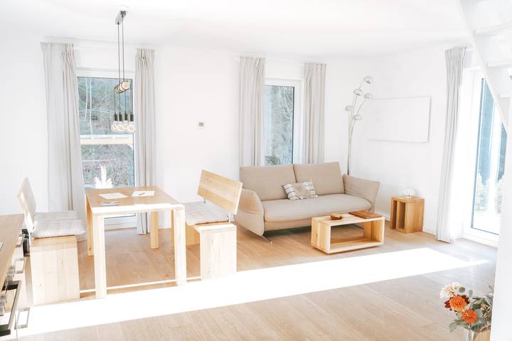 Ganze Wohnung, Frankenwald Chalets - Ferienhaus Hans - Ferienhaus Hans + Hot Tub in Wilhelmsthal, Frankenwald