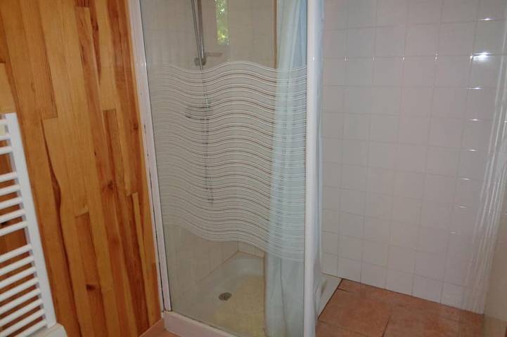 Location de vacances pour 4 personnes, avec jardin et piscine, animaux acceptés à Lachapelle-Auzac - 4