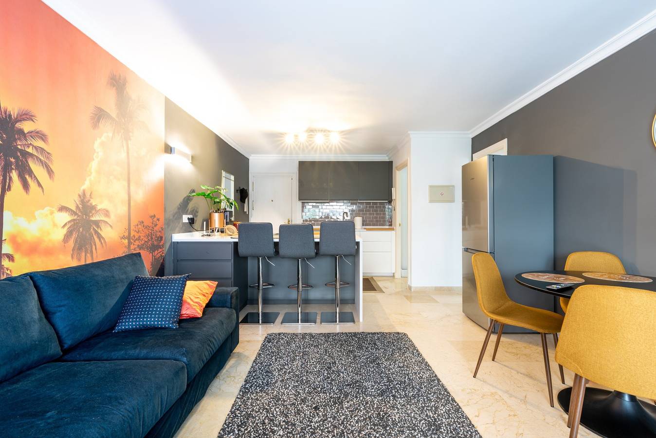 Entire apartment, Apartment '1line Beach' with Sea View, Wi-Fi and Air Conditioning in Fuengirola, Costa del Sol