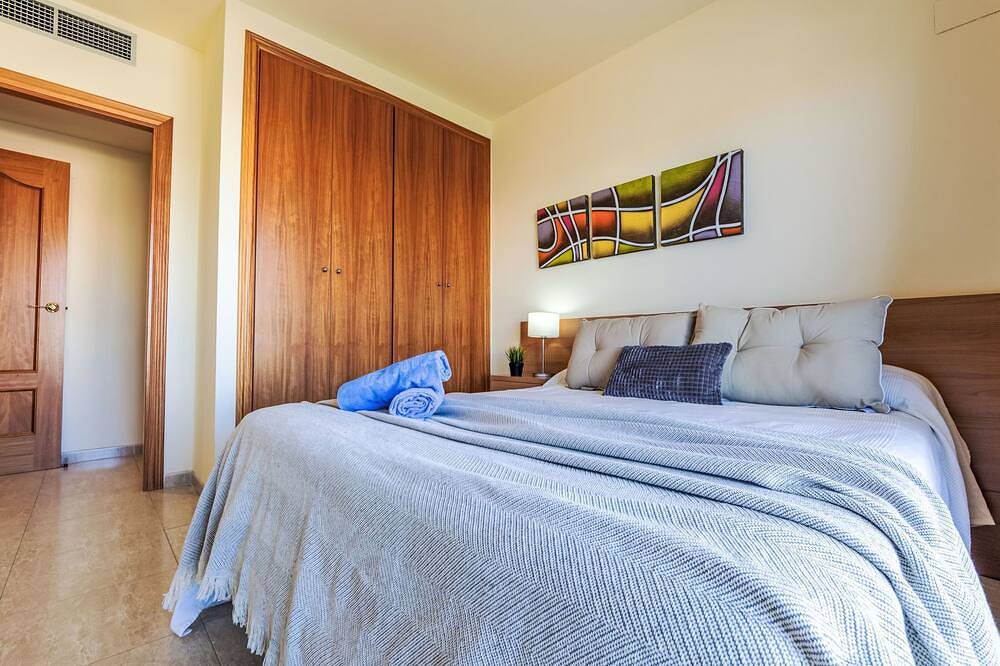 Entire apartment, Golden Beach in Sant Carles de la Ràpita, Costa Dorada