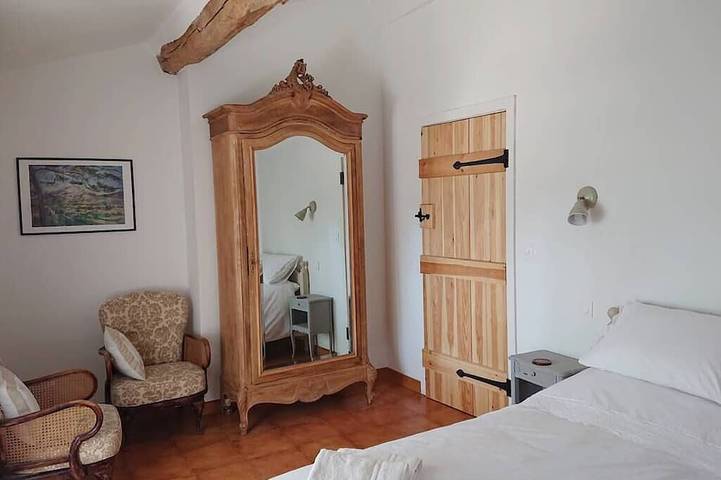Gite Amandier, Ferme Bel Air, Riez in Riez, Alpes-de-Haute-Provence