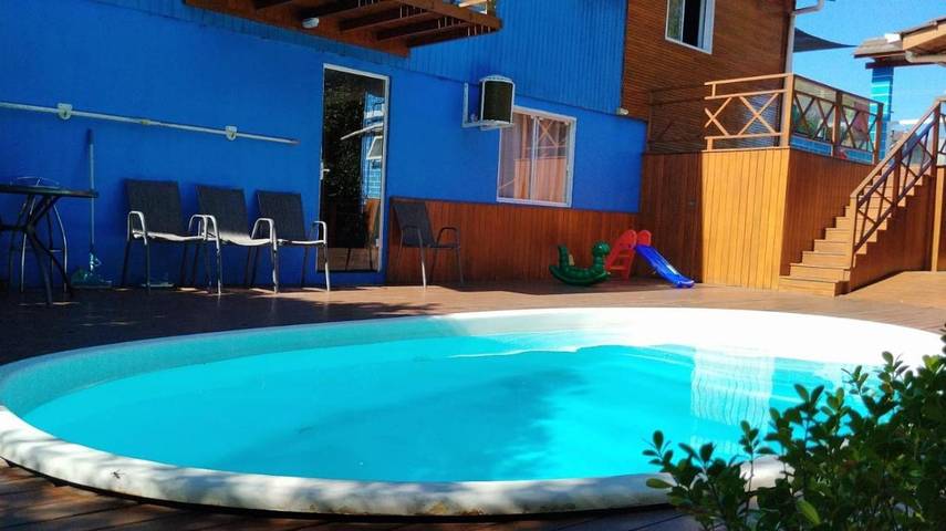 Casas e apartamentos de temporada para 8 pessoas, com jardim e piscina em Bento Gonçalves