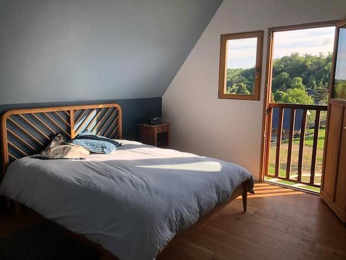 Chambre d’hôte pour 2 personnes, avec vue et balcon à La Celle-sous-Gouzon