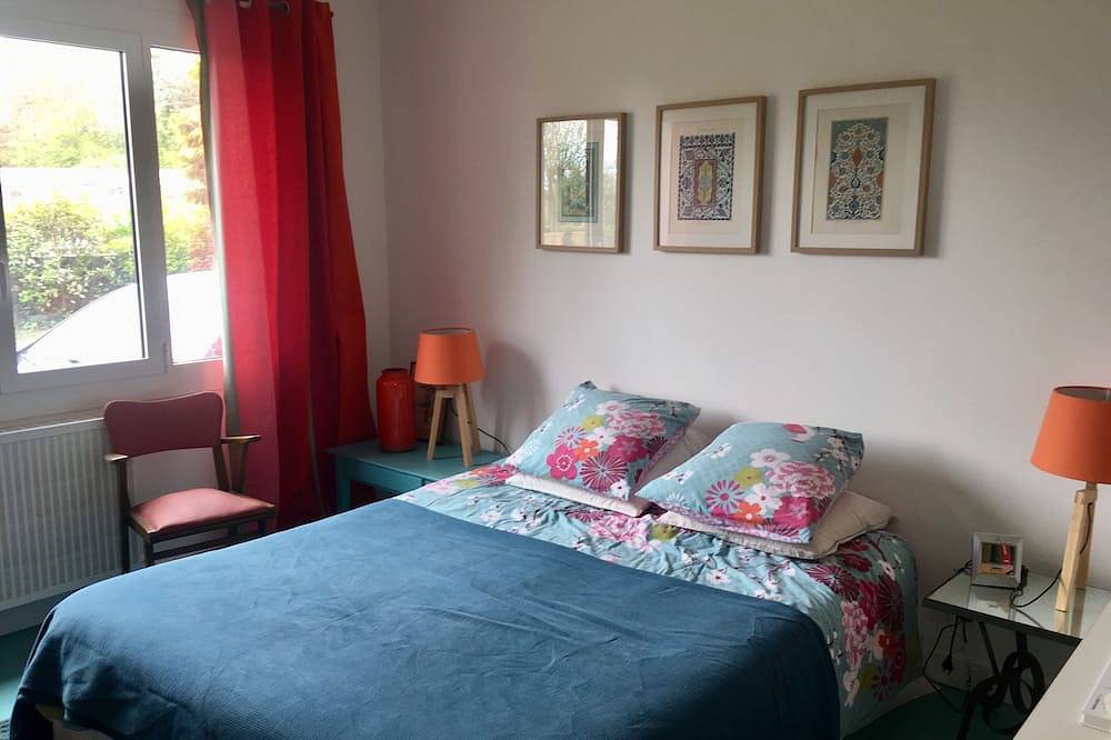 Villa rénovée, 4 chambres, 5 minutes à pieds de la plage in Saint-Cast-le-Guildo, Région de Dinan