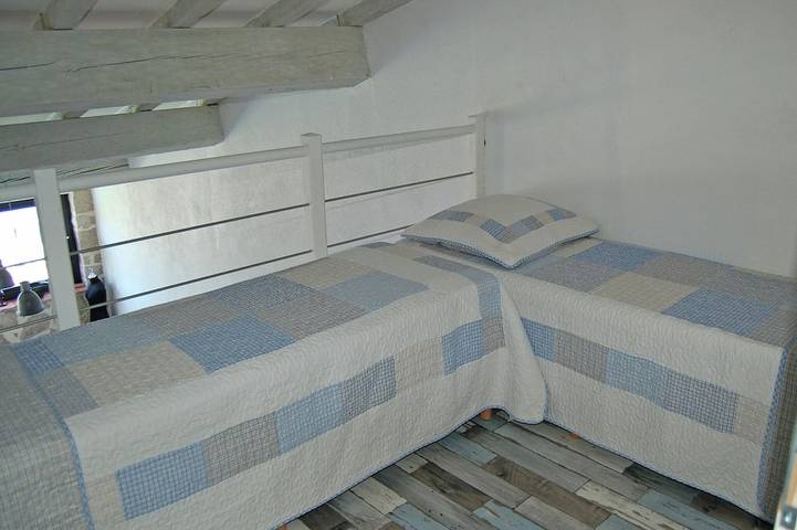 Gîte pour 6 personnes, avec Terrasse ainsi que Jardin et Piscine à La Turbie - 3
