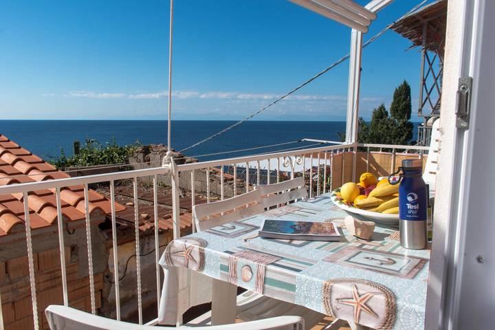 Appartamento per 4 persone, con balcone in Pomonte