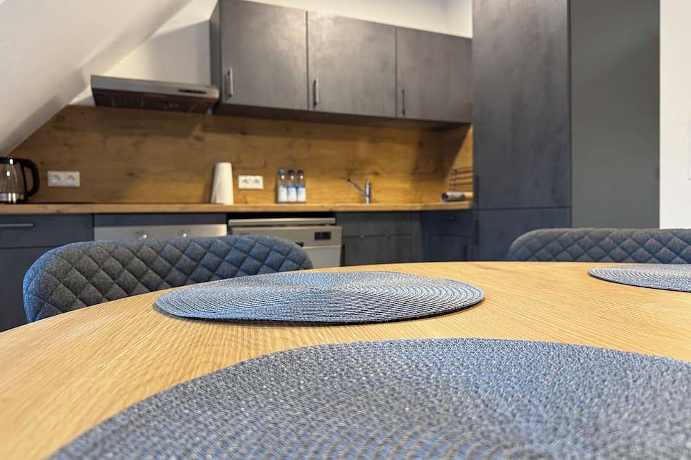 Ganze Wohnung, Ferienwohnung Aischgrund – 75 m² | Nähe Nürnberg, Bamberg & Steigerwald in Lonnerstadt, Steigerwald