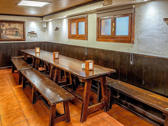 Casa de vacaciones para 22 personas, con jacuzzi y jardín, Familias con niños en Valle del Alberche - 2