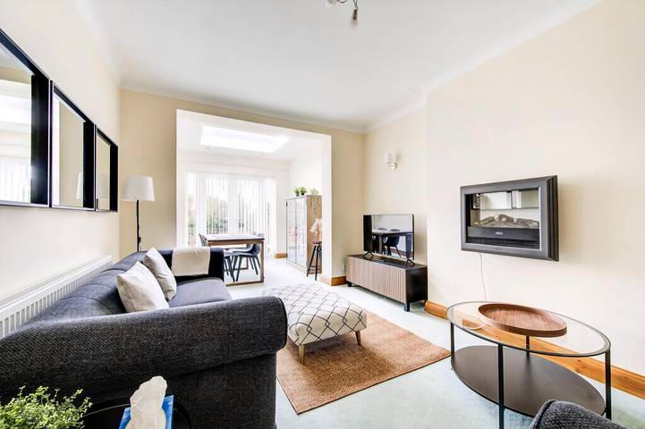 Guestready -  Big 4Br by Horsenden Hill Park in Ealing, Londra