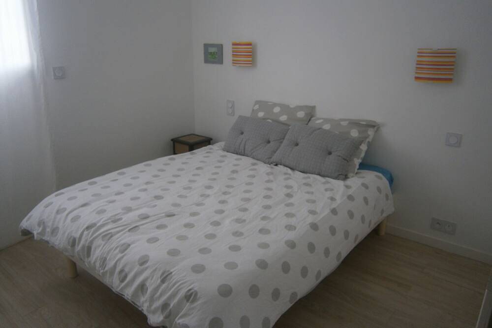 Chambre D’hôte pour 6 Personnes dans Anneville-sur-Mer, Cotentin