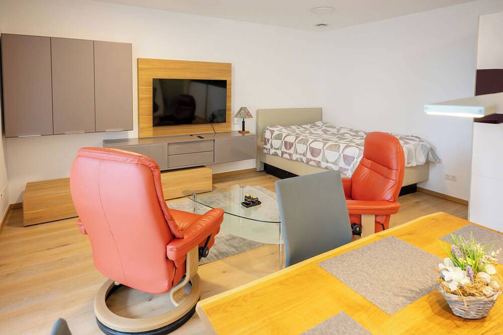 Ganze Wohnung, Luxus Apartment 1-Zimmer in Kornwestheim, Landkreis Ludwigsburg