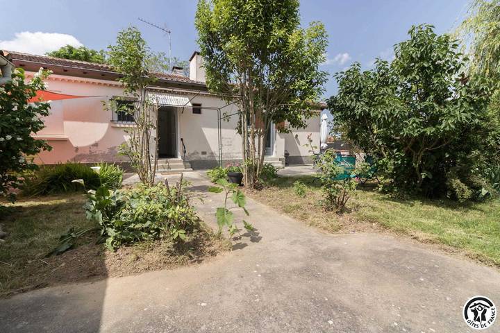 Gîte pour 4 personnes, avec jardin dans Haute-Garonne - 2