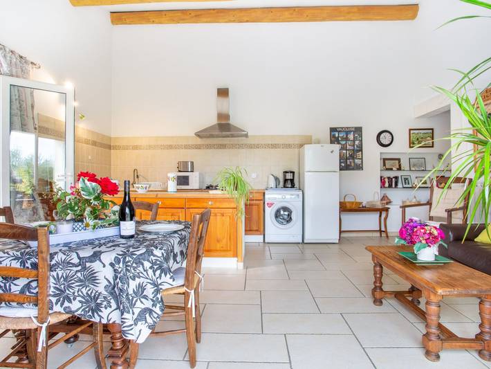Location de vacances pour 4 personnes, avec terrasse et jardin dans le Vaucluse - 2