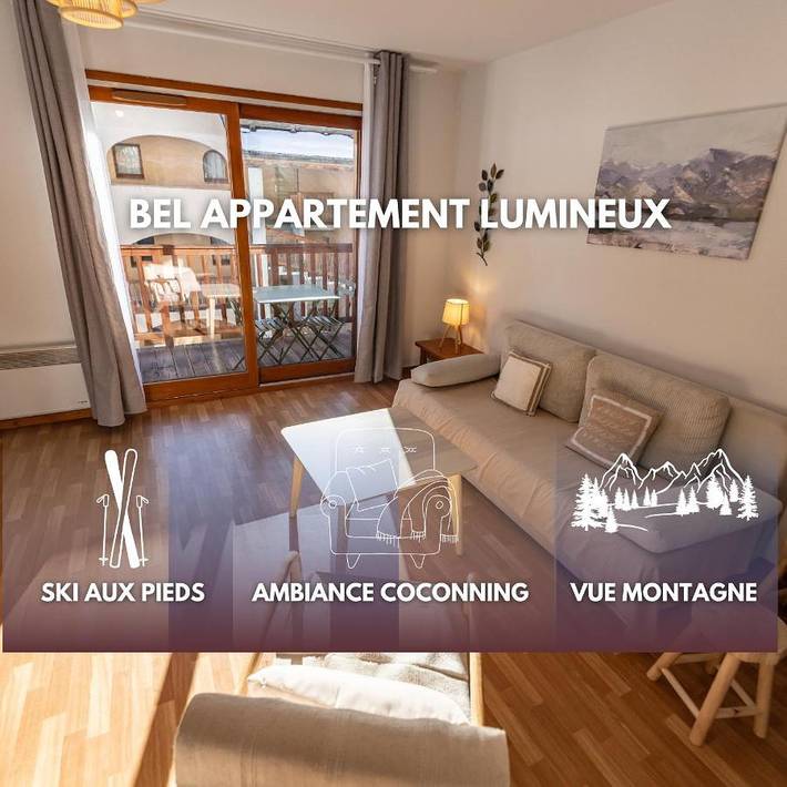 Appartement de vacances pour 6 personnes, avec Balcon et Terrasse ainsi que Jardin et Piscine