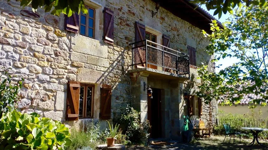 Landhaus für 4 Personen, mit Ausblick und Terrasse sowie Garten - 1