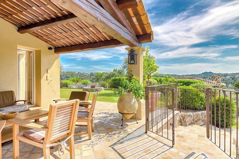 Villa-De Lujo-Baño en la habitacion-Vista a la Montana in Valbonne, Region de Cannes