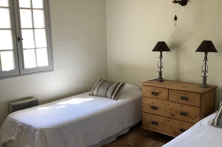 Ferienhaus für 5 Personen, mit Terrasse und Garten in Apt - 2