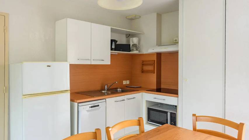 Gîte pour 7 personnes, avec piscine et terrasse à Rivières - 3