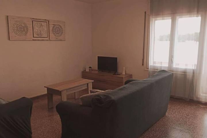 Gîte pour 6 personnes, avec vue et balcon à Igualada - 4