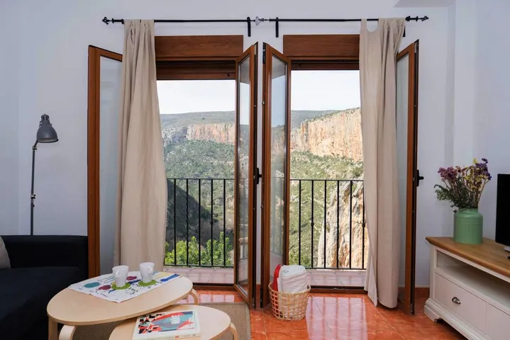 Apartamento de vacaciones para 6 personas, con terraza y vistas - 1