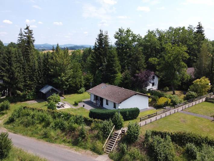 Ferienhaus für 4 Personen, mit Garten in Lissendorf
