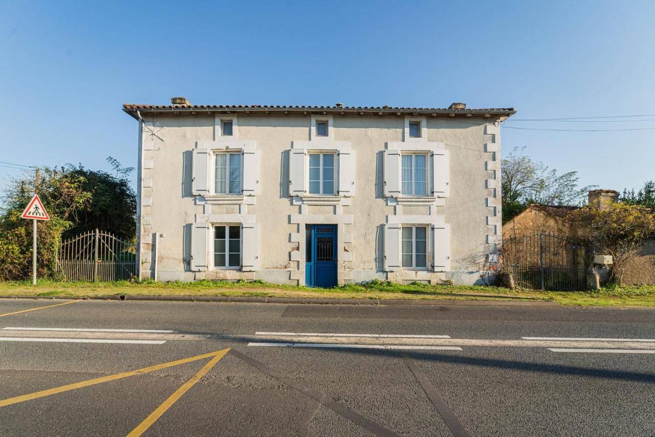 La Moulière family house in Montamisé, Vienne (France)