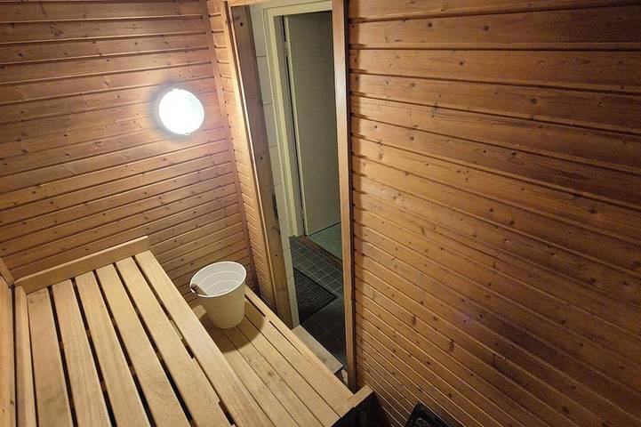 Ganze Wohnung, 124 m² Gästeapartment zentral gelegen mit Sauna und eigenem Eingang in Bottenwiek