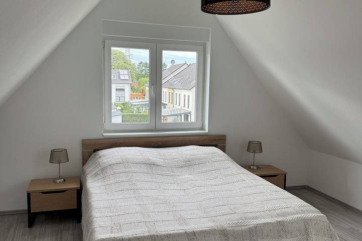 Ganze Wohnung, Moderne Maisonette-Wohnung in toller Lage in Langenfeld (Rheinland), Kreis Mettmann