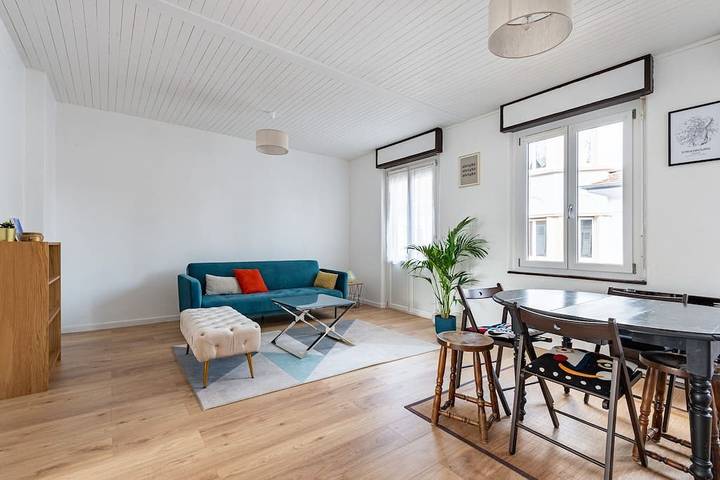 Ferienwohnung für 4 Personen, mit Balkon in Straßburg