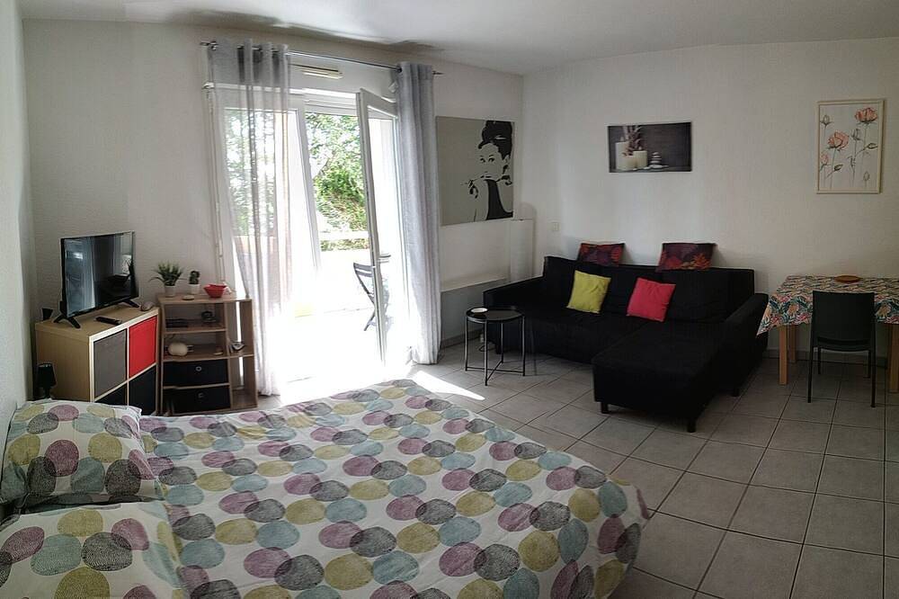 Ganze Wohnung, Studio with terrace (spa treatments, courses, vacations) in Saint-Paul-lès-Dax, Dax und Umgebung