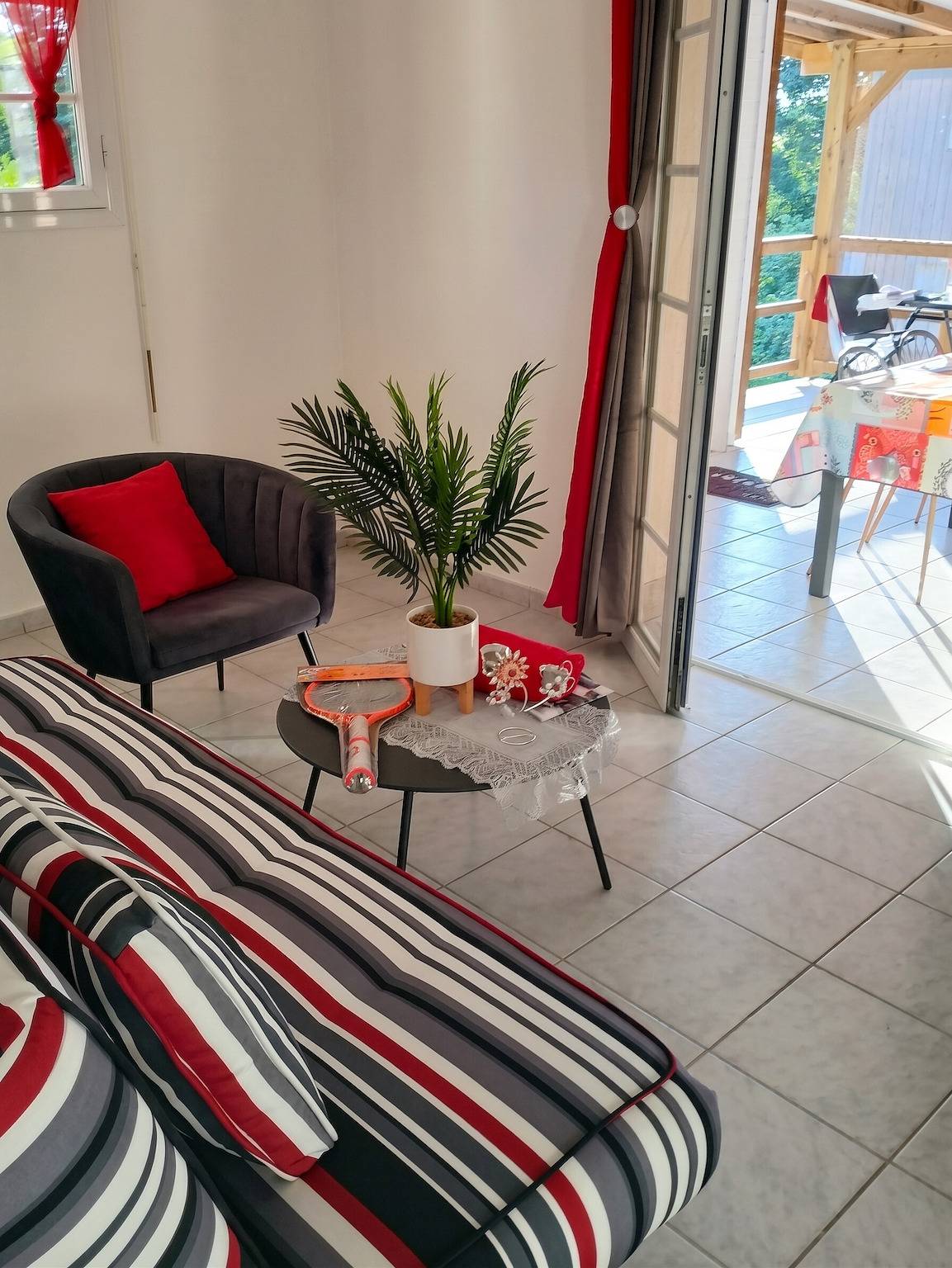 Entire apartment, Cozy Apartment with Pool in Deshaies, 40 m² in Deshaies, Guadeloupe (Caribbean)