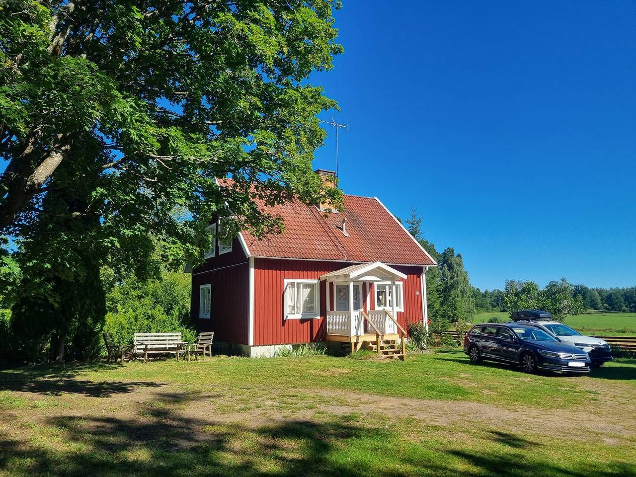 Hus för 6 Personer, med utsikt samt bastu och trädgård, med husdjur