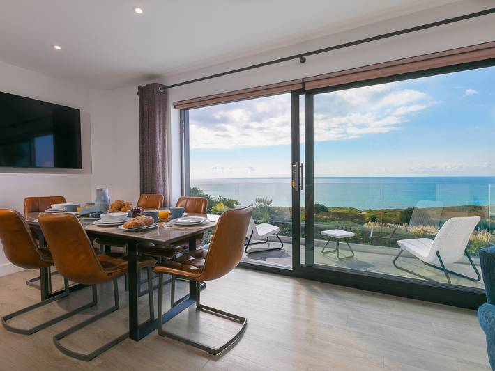 Holiday rental for 6 people, with Balcony and Hot tub as well as Terrace in Praa Sands