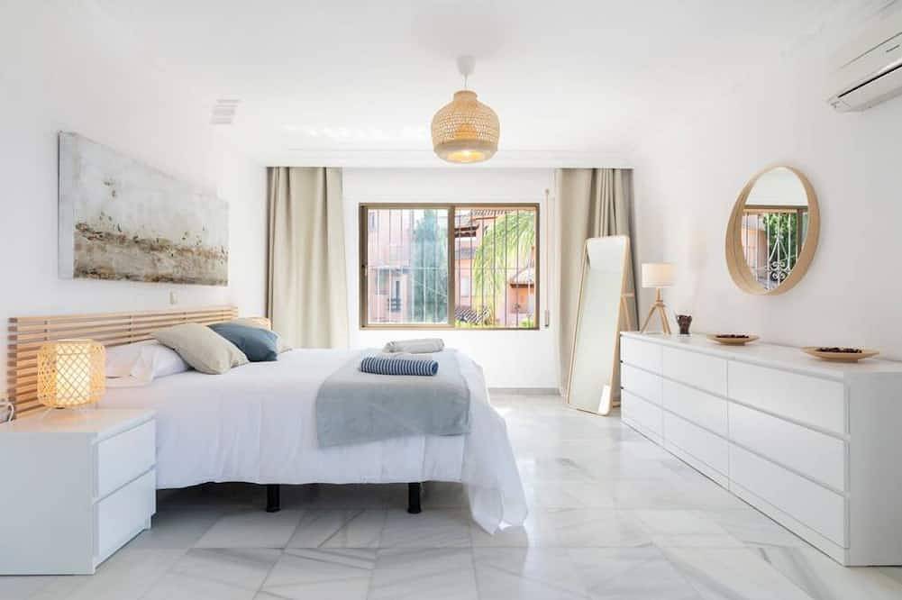 Villa Giovanni - Marbella Center - Heated Pool in Marbella Centre, Marbella