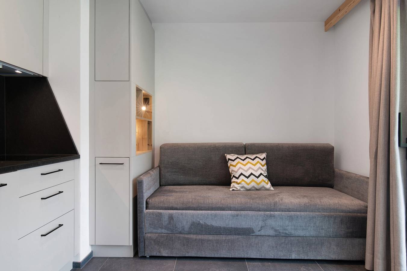 Ganzes Studio, Studio 'Tribulaun - Lodge 1' mit Bergblick, privater Terrasse und Wi-Fi in Pflersch, Brenner