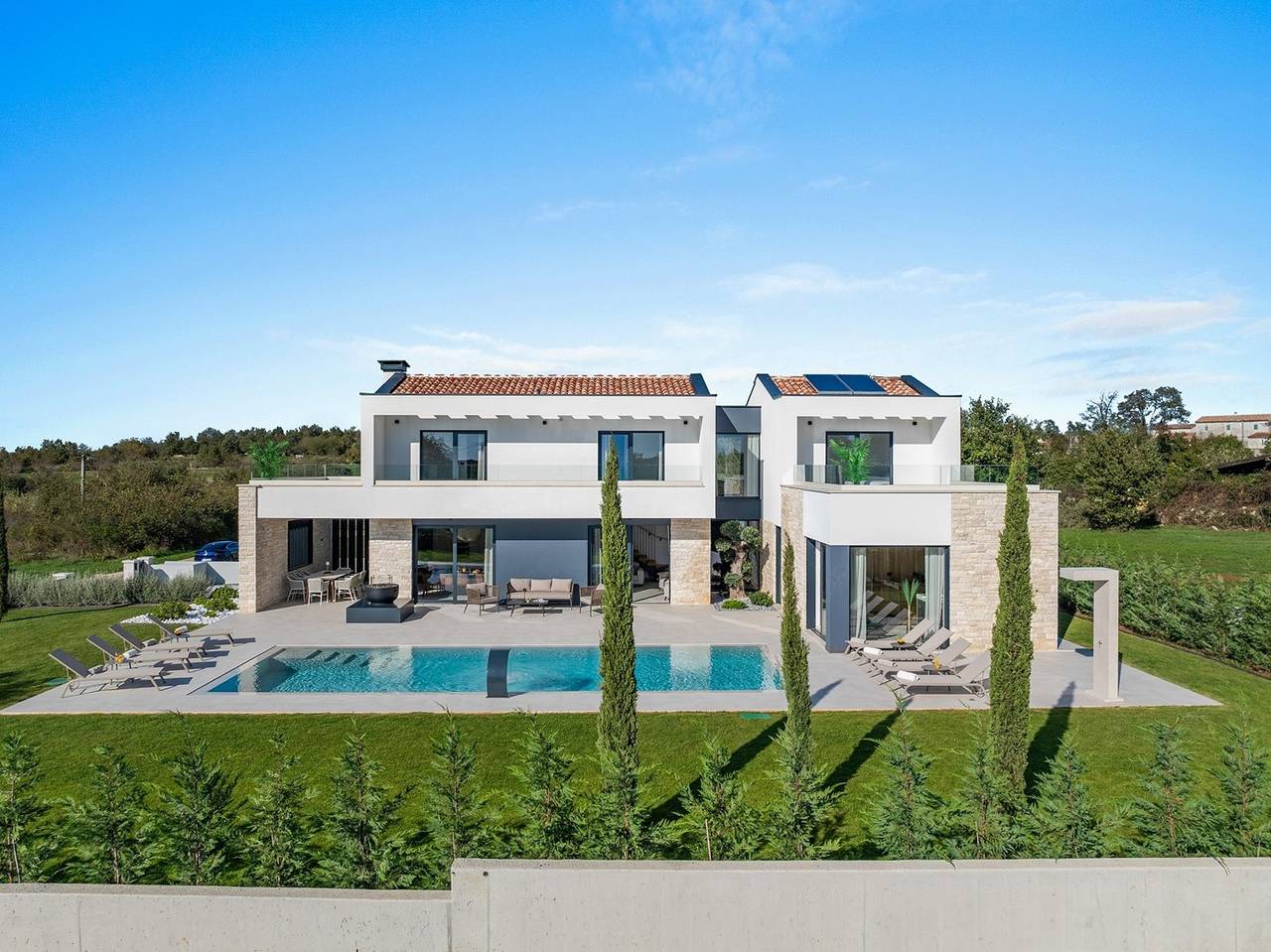 Moderne Villa Asmoa in Anzici, Zentralistrien