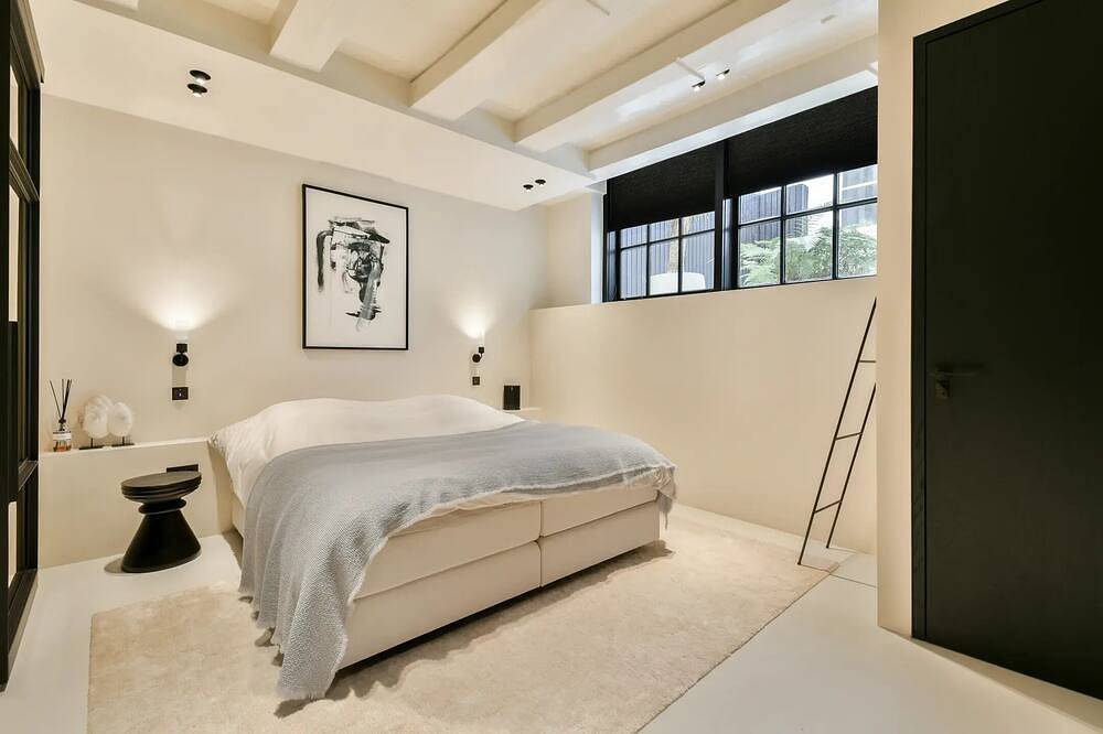 Entire apartment, Iconic Luxurious Canal House in Famous Amsterdam Canal District | Boutique Stay! in Dutch Coast