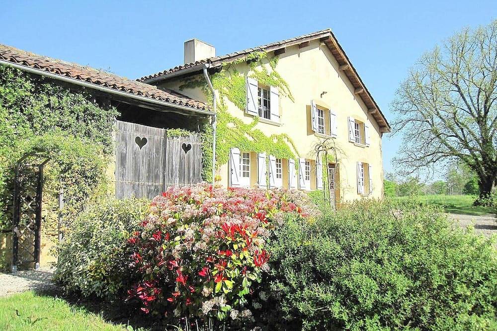 Villa pour 10 Personnes dans Perchède, Gers