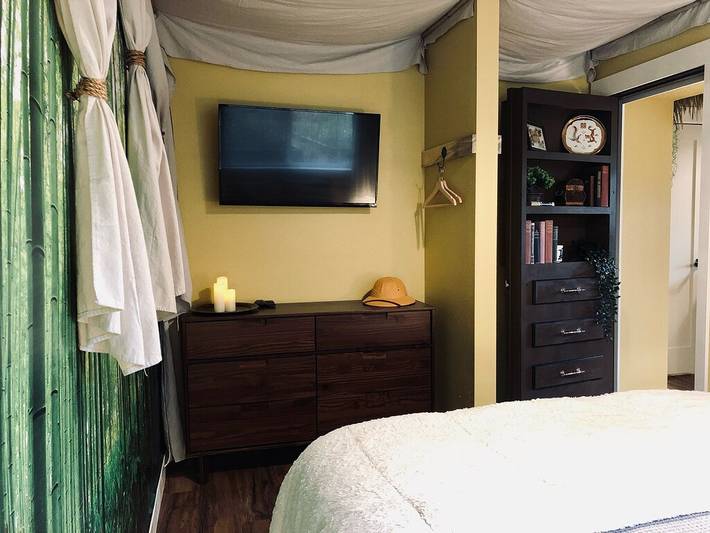 Bed and breakfasts for 3 people, with garden in Oregon